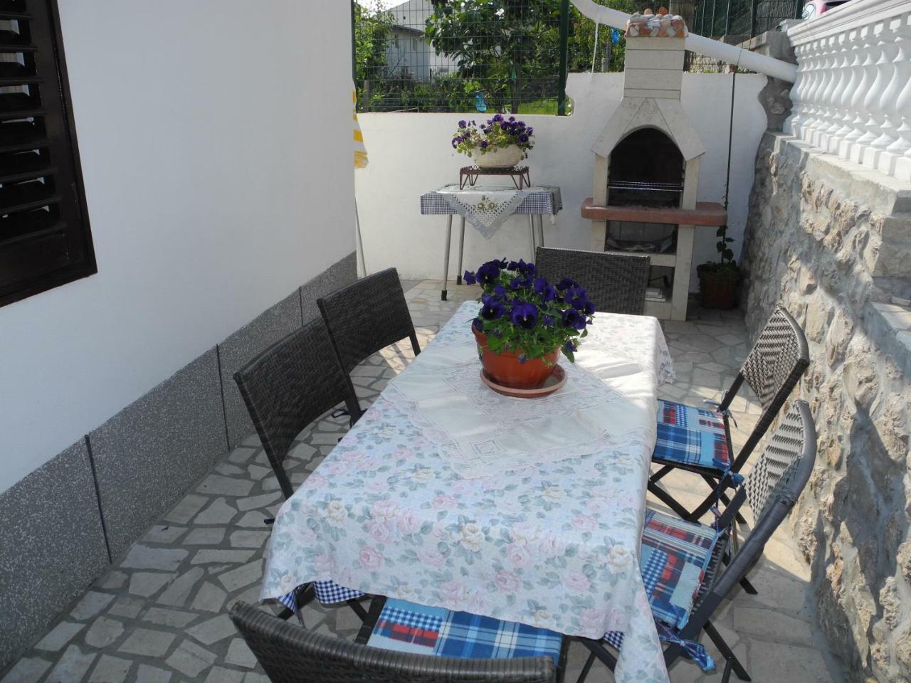 Apartment Marija Crikvenica Exteriör bild
